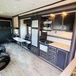 2017 Dutchmen VOLTAGE TRITON 335103