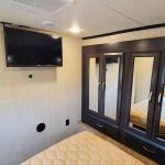 2017 Dutchmen VOLTAGE TRITON 335114
