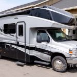 2018 Dynamax ISATA 4 SERIES 25FW