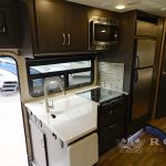 2018 Dynamax ISATA 4 SERIES 25FW