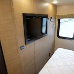 2018 Dynamax ISATA 4 SERIES 25FW