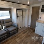 1108 WEB 05