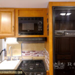 1169 WEB 010