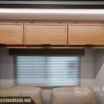 1206 WEB 010