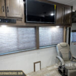 1206 WEB 010