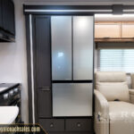 1206 WEB 013