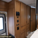1206 WEB 015