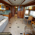 U162 WEB 007
