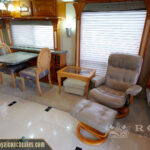 U162 WEB 008